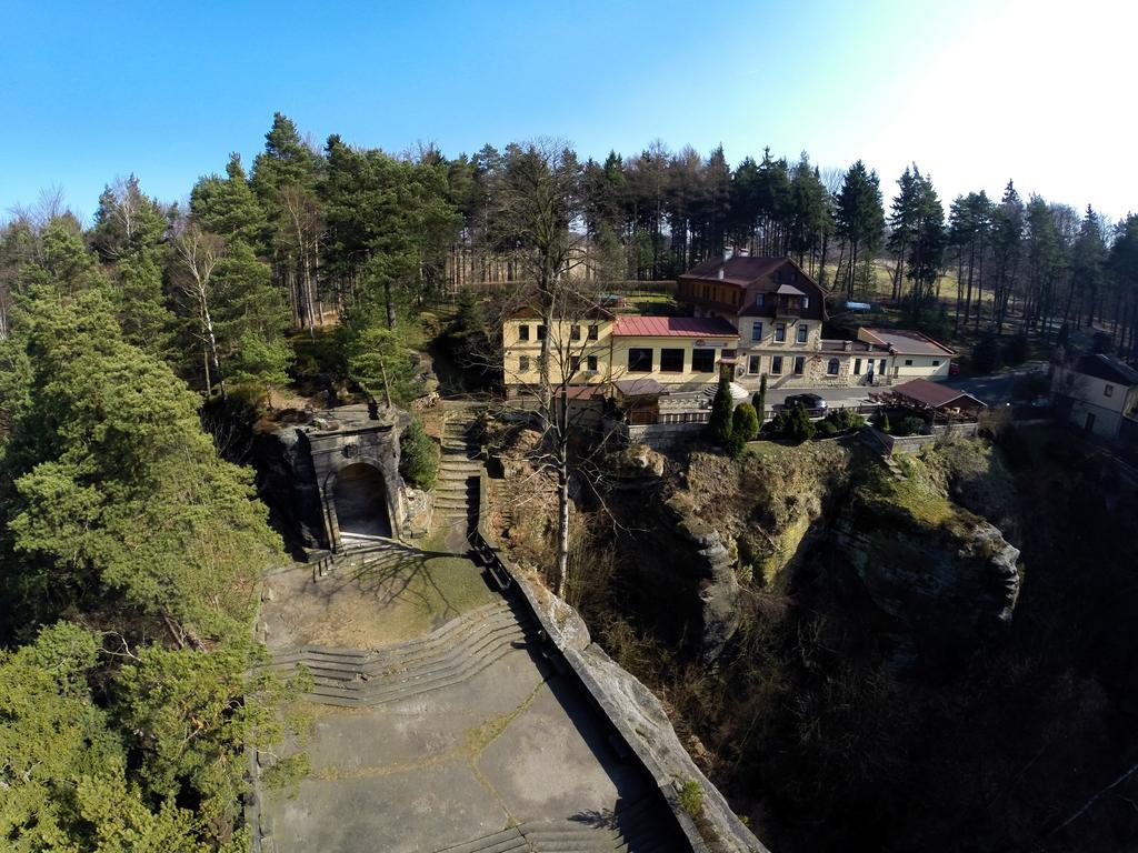 Hotel Garni Belveder Хренско Экстерьер фото