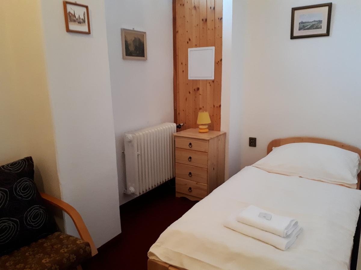 Hotel Garni Belveder Хренско Экстерьер фото