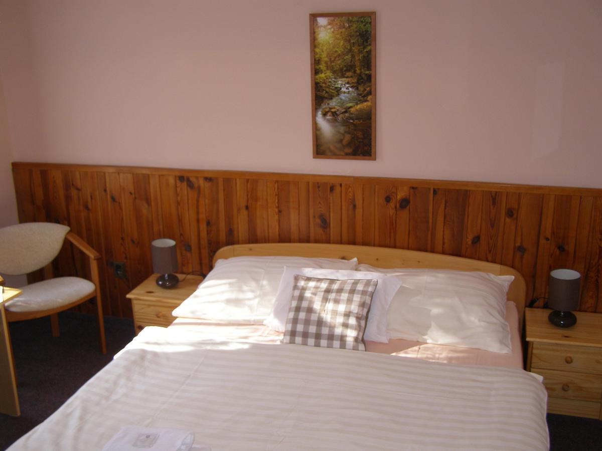 Hotel Garni Belveder Хренско Экстерьер фото