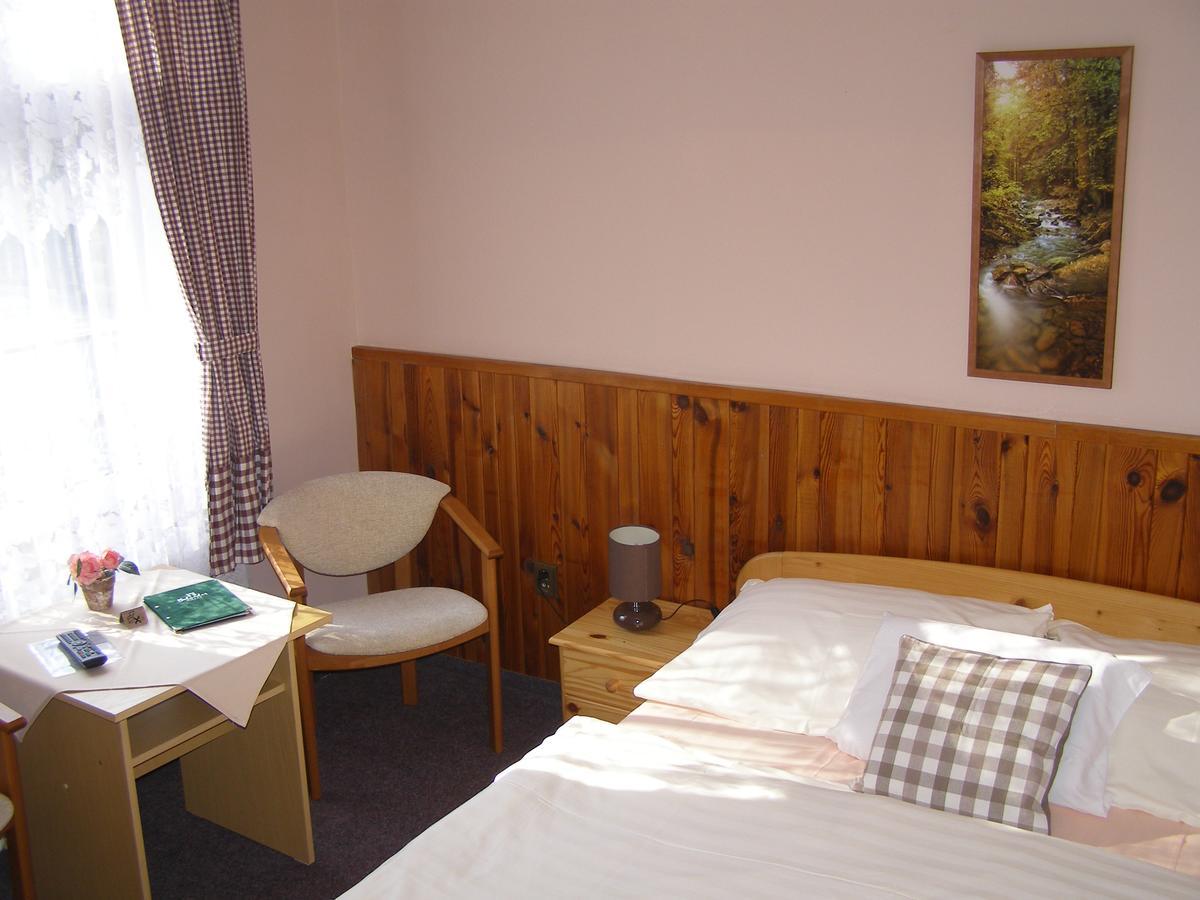 Hotel Garni Belveder Хренско Экстерьер фото